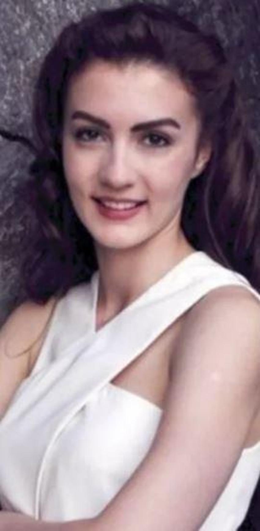Afili Aşk'ın Ayşe'si Burcu Özberk paylaştı! Hayranları şaşırdı...