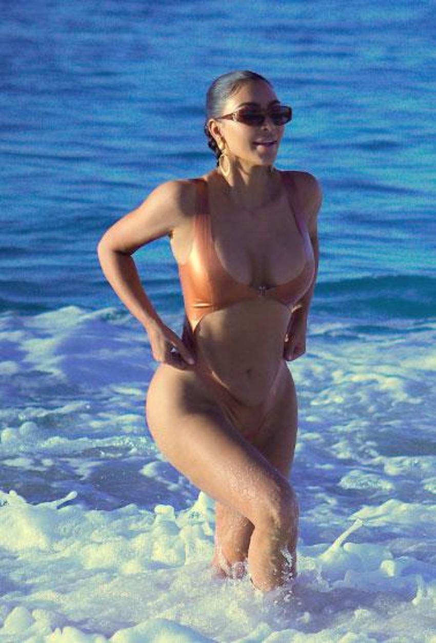 Kim Kardashian'dan skandal paylaşım! Gerçekleri böyle çarpıttı...