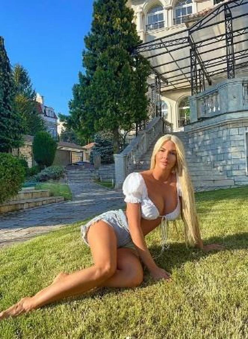Jelena Karleusa Instagram'ı birbirine kattı!