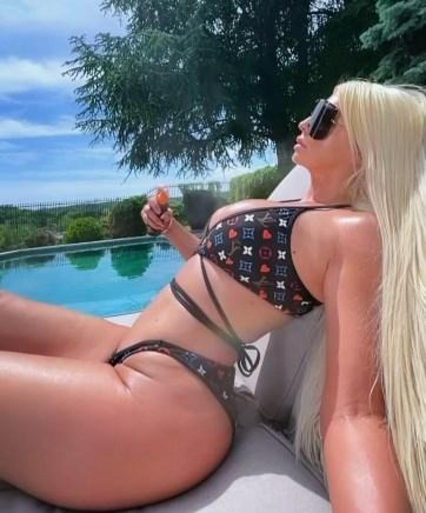Jelena Karleusa Instagram'ı birbirine kattı!