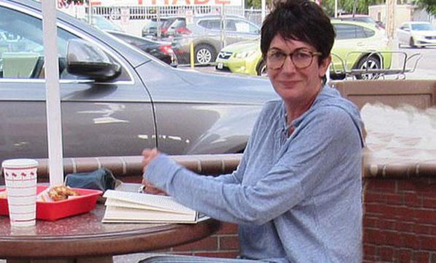 Sapıklık zincirinin ucu Trump'a uzandı! 'Nasıl? iyi parça değil mi?'