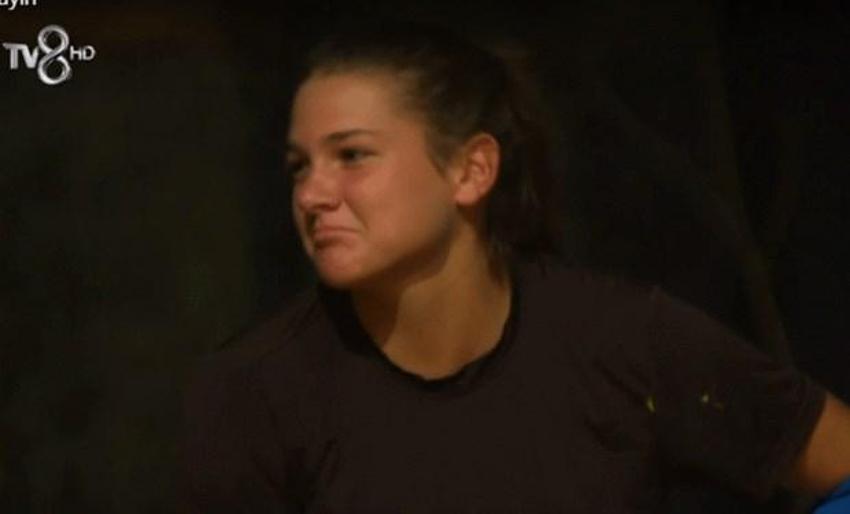 Survivor'da elenen isim belli oldu! Adada beklenmeyen veda