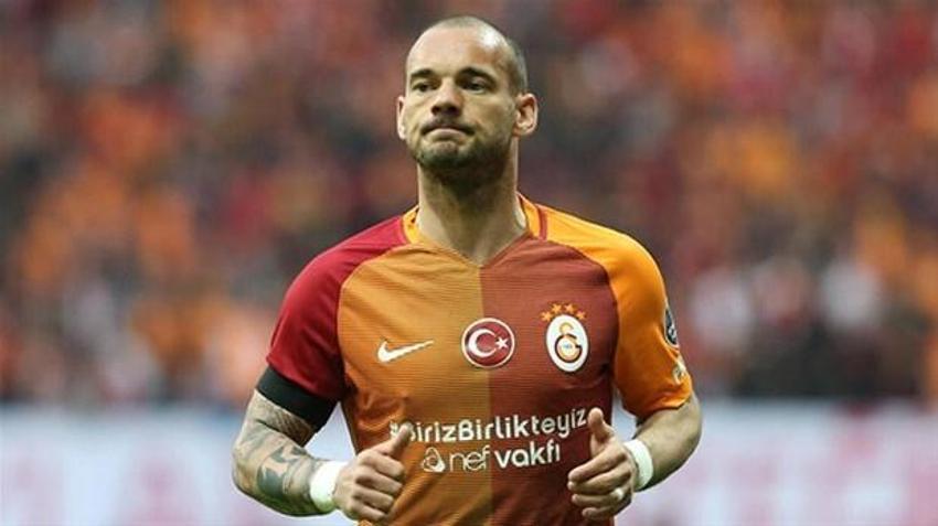 Sneijder'in biyografisi yayınlandı: Yolanthe'ye her şeyi itiraf ettim!