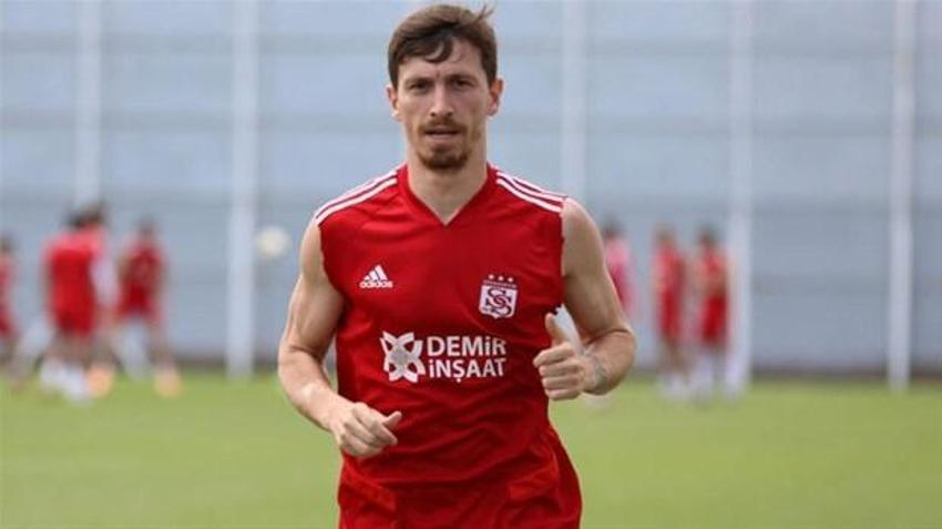 Rıza Çalımbay, Bilal Meşe'ye Mert Hakan'ın yeni takımını açıkladı