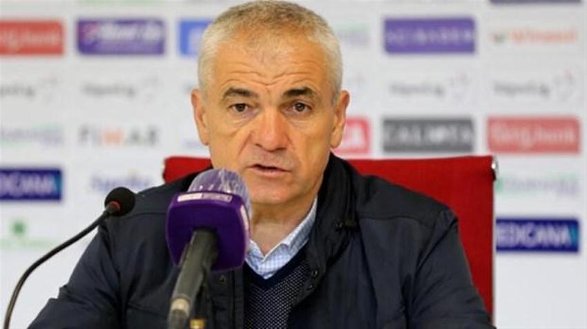 Rıza Çalımbay, Bilal Meşe'ye Mert Hakan'ın yeni takımını açıkladı
