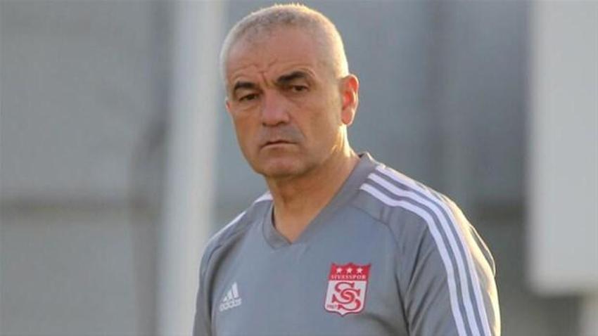 Rıza Çalımbay, Bilal Meşe'ye Mert Hakan'ın yeni takımını açıkladı