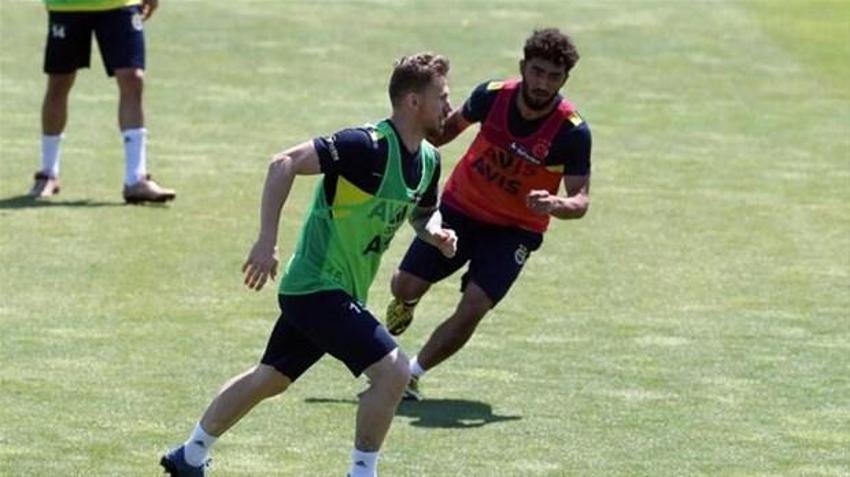 Fenerbahçe yeni sol bekini İtalya'da buldu!  Ne Caner ne Asamoah...