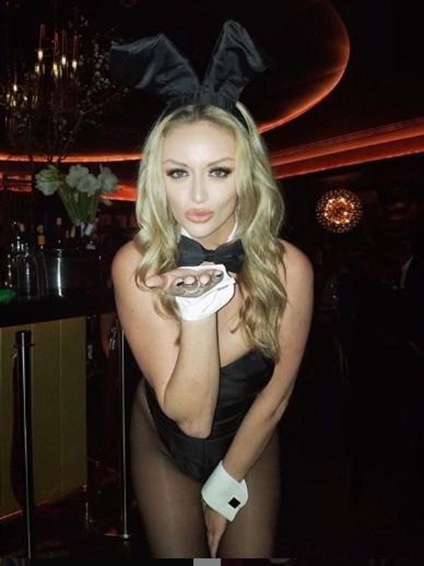 Gündüzleri doktor geceleri Playboy kızı!