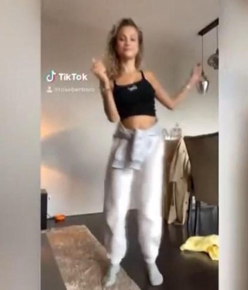 Bertram'dan TikTok'a özel dans videosu!