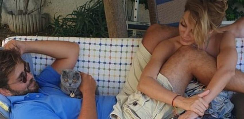 Ünlü sunucu Seray Sever ile eşi Eray Sünbül'ün olay yaratan pozu!