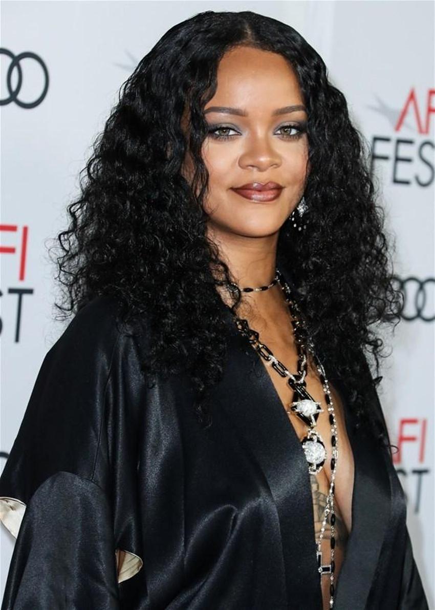 Rihanna en zenginler listesine girdi!