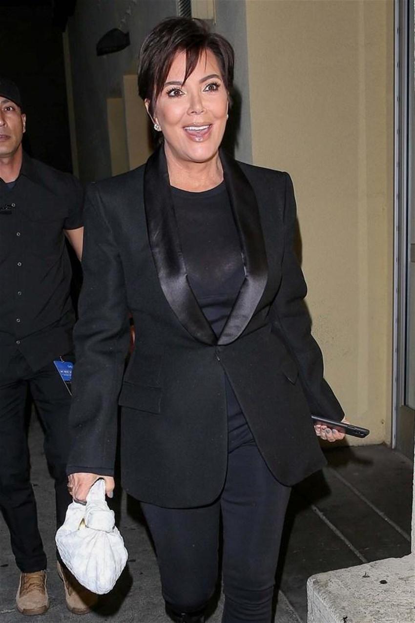 Khloe Kardashian'ın annesine hediyesi şaşırttı!