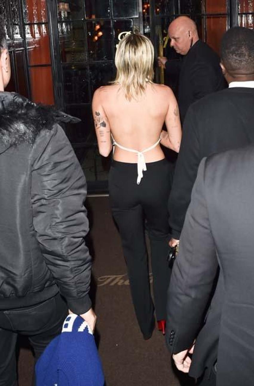 Miley Cyrus açıklamalarıyla gündeme damga vurdu!