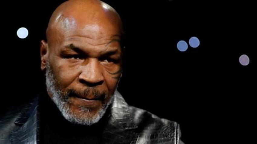 Nou Camp'a sürpriz talip! Mike Tyson...