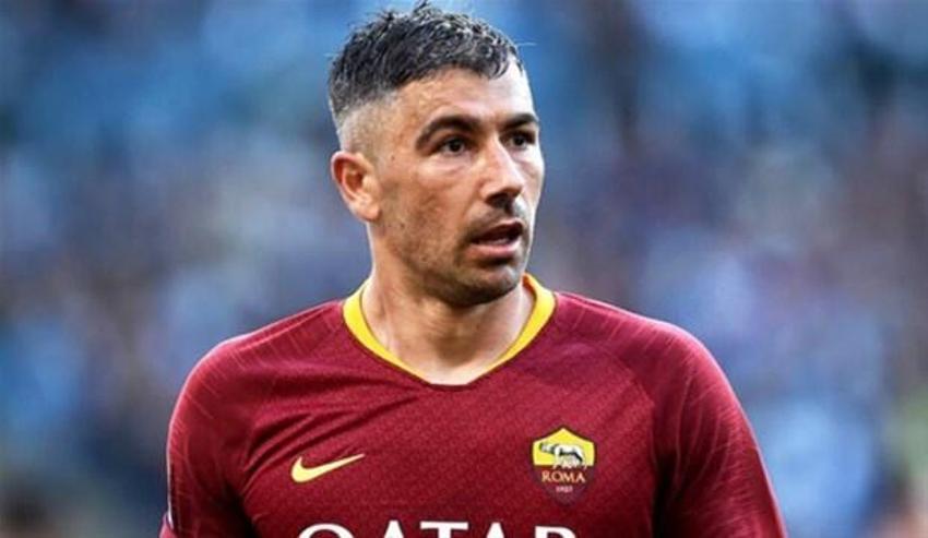 Fenerbahçe’de Kolarov transferi yine engele takıldı!