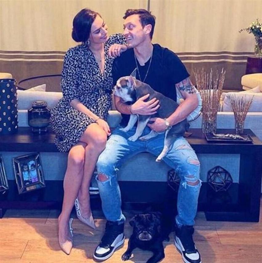 Mesut Özil - Amine Gülşe çiftine rekor teklif!