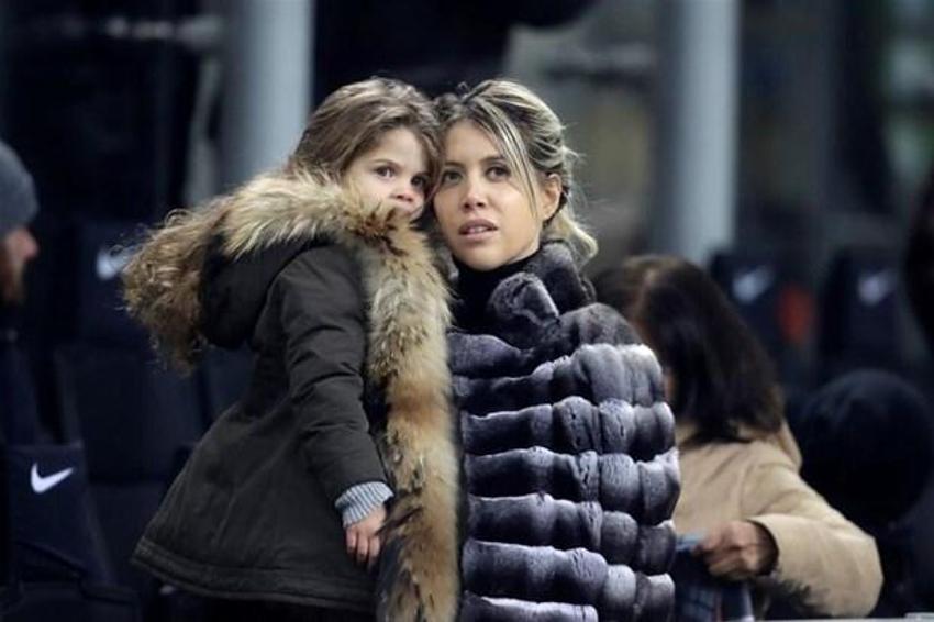Maxi Lopez'den Wanda Nara'ya corona virüs tepkisi: ''Bir anne olduğunun farkında mısın?''