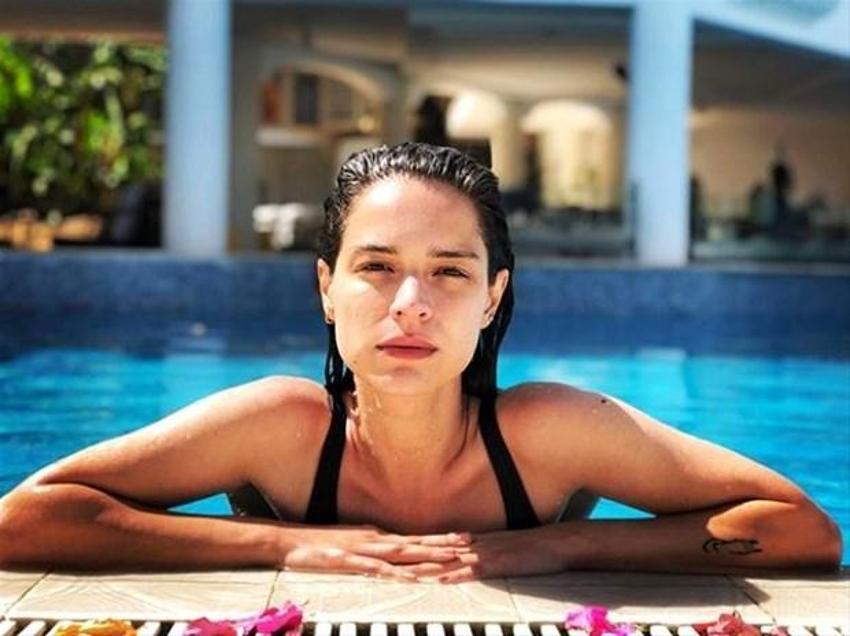 Şafak Pekdemir'e bir de Instagram'da bakın! Bikinili pozları olay yarattı