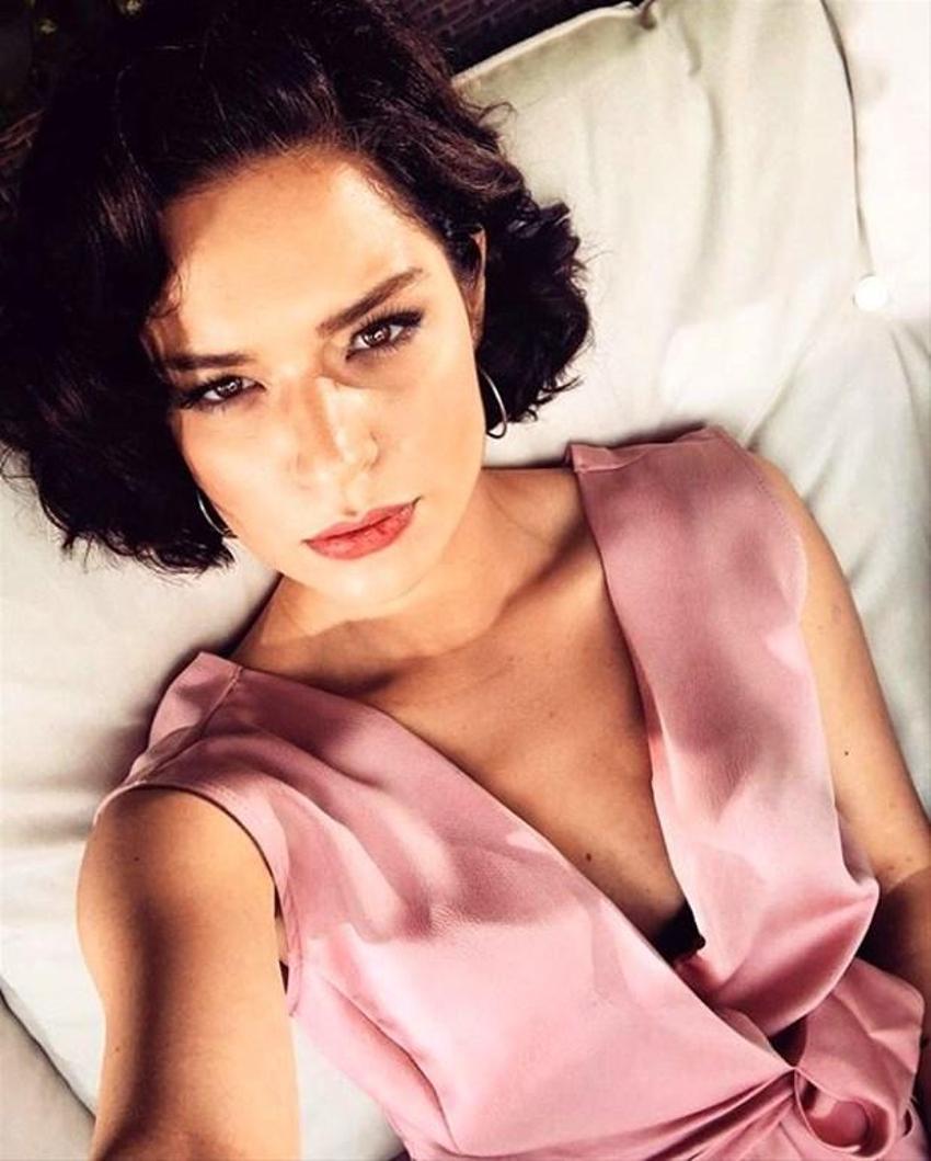 Şafak Pekdemir'e bir de Instagram'da bakın! Bikinili pozları olay yarattı