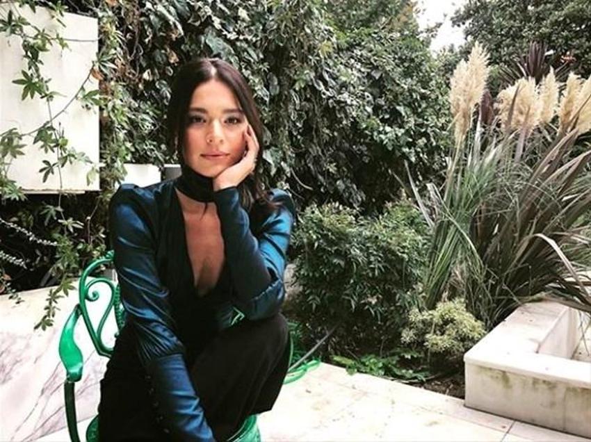 Şafak Pekdemir'e bir de Instagram'da bakın! Bikinili pozları olay yarattı