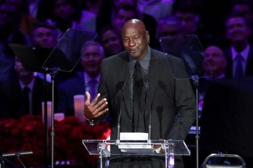 Kobe Bryant'ın anma töreni | Michael Jordan gözyaşlarını tutamadı!