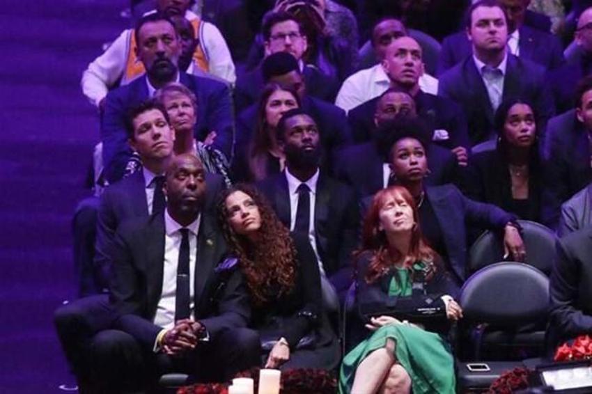Kobe Bryant'ın anma töreni | Michael Jordan gözyaşlarını tutamadı!