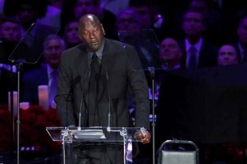 Kobe Bryant'ın anma töreni | Michael Jordan gözyaşlarını tutamadı!