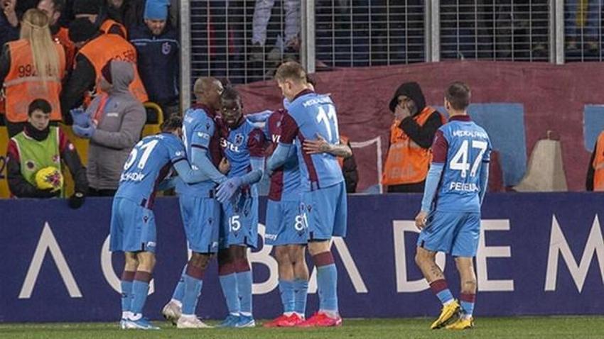 Galatasaray kazandı, zirve karıştı! Süper Lig puan durumu...