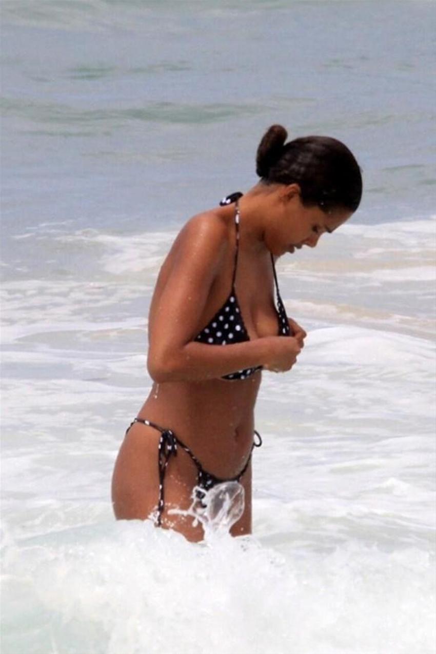 Tina Kunakey