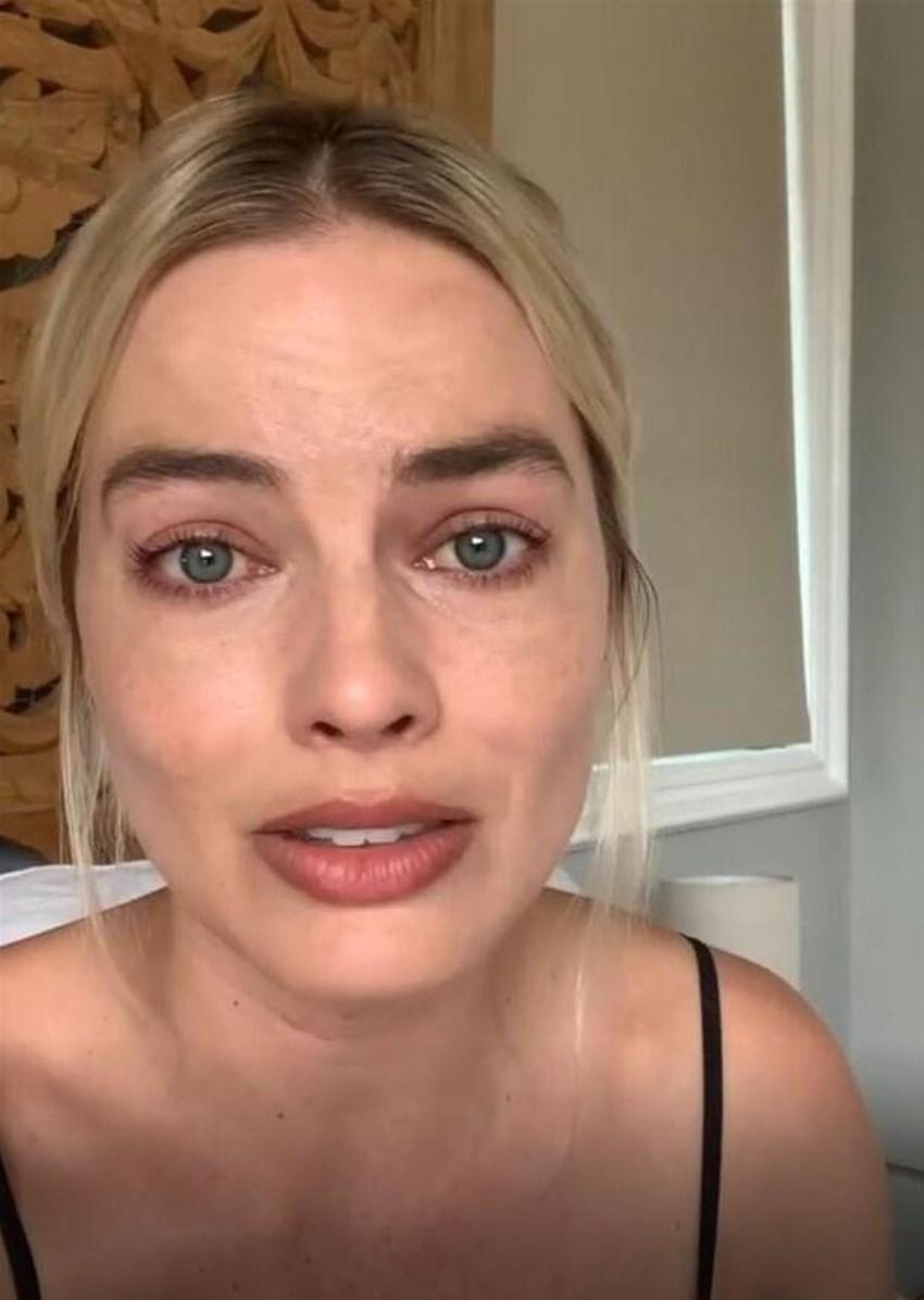 Margot Robbie gözyaşları içinde yalvardı!