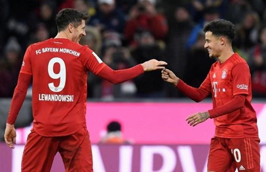 Katja Krasavice'den Philippe Coutinho'ya davet: Bana başka nerelerde gol atabileceğini göster!