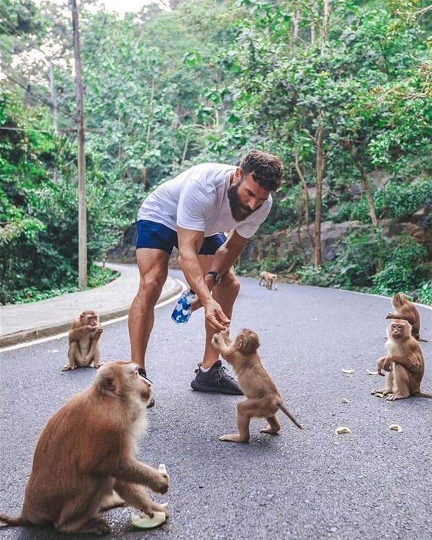 Sosyal medya fenomeni Dan Bilzerian 2024'te ABD başkan adayı olacak