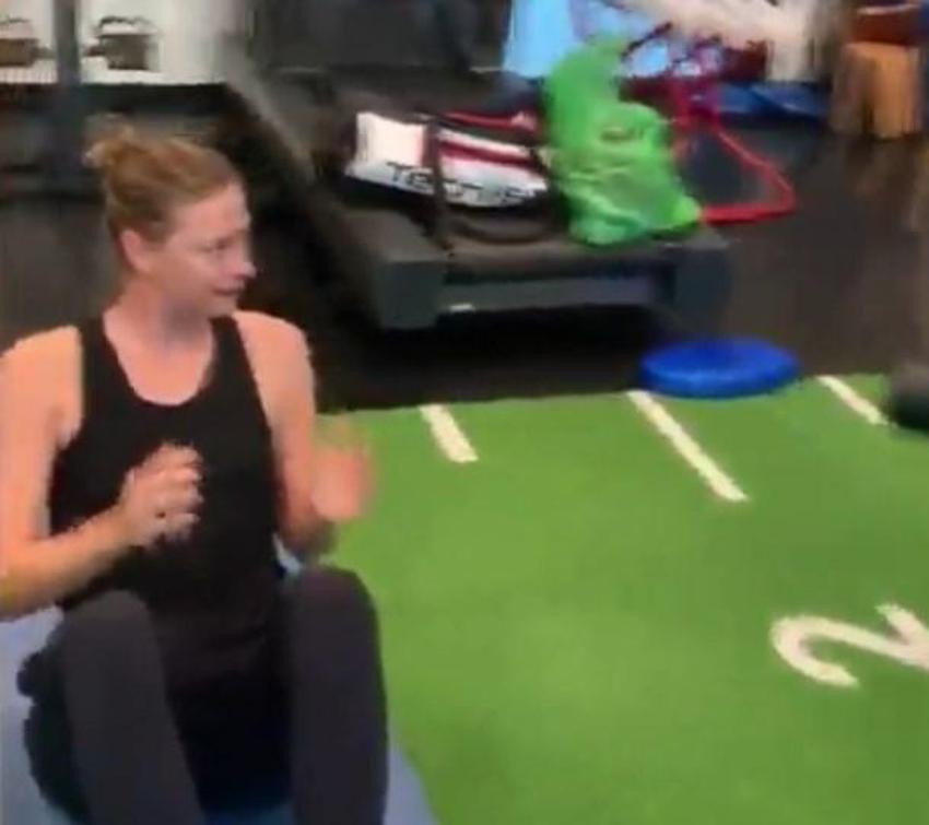 Sharapova çalışmayı bırakmıyor!