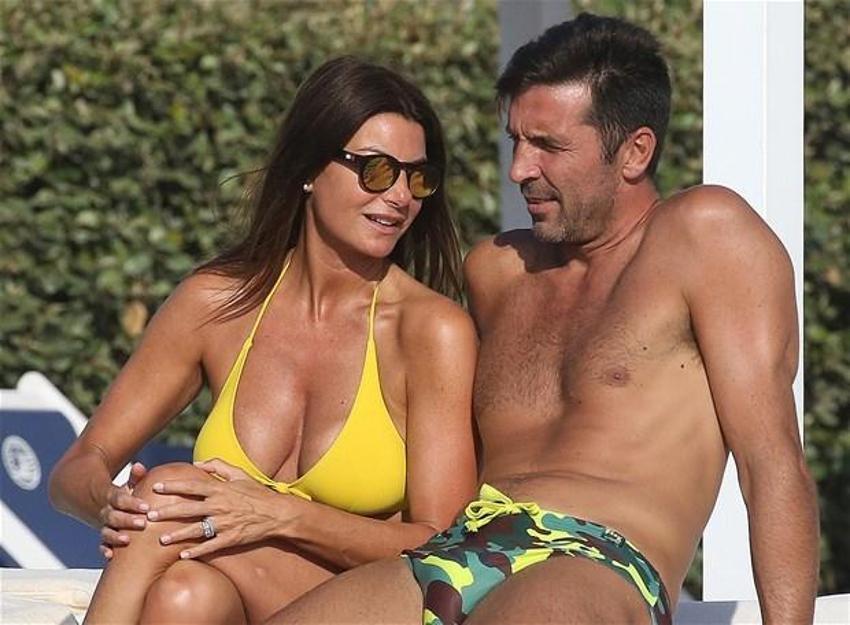 Buffon sevgilisiyle görüntülendi