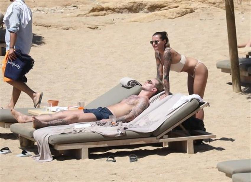 Karius'un aşk tatili