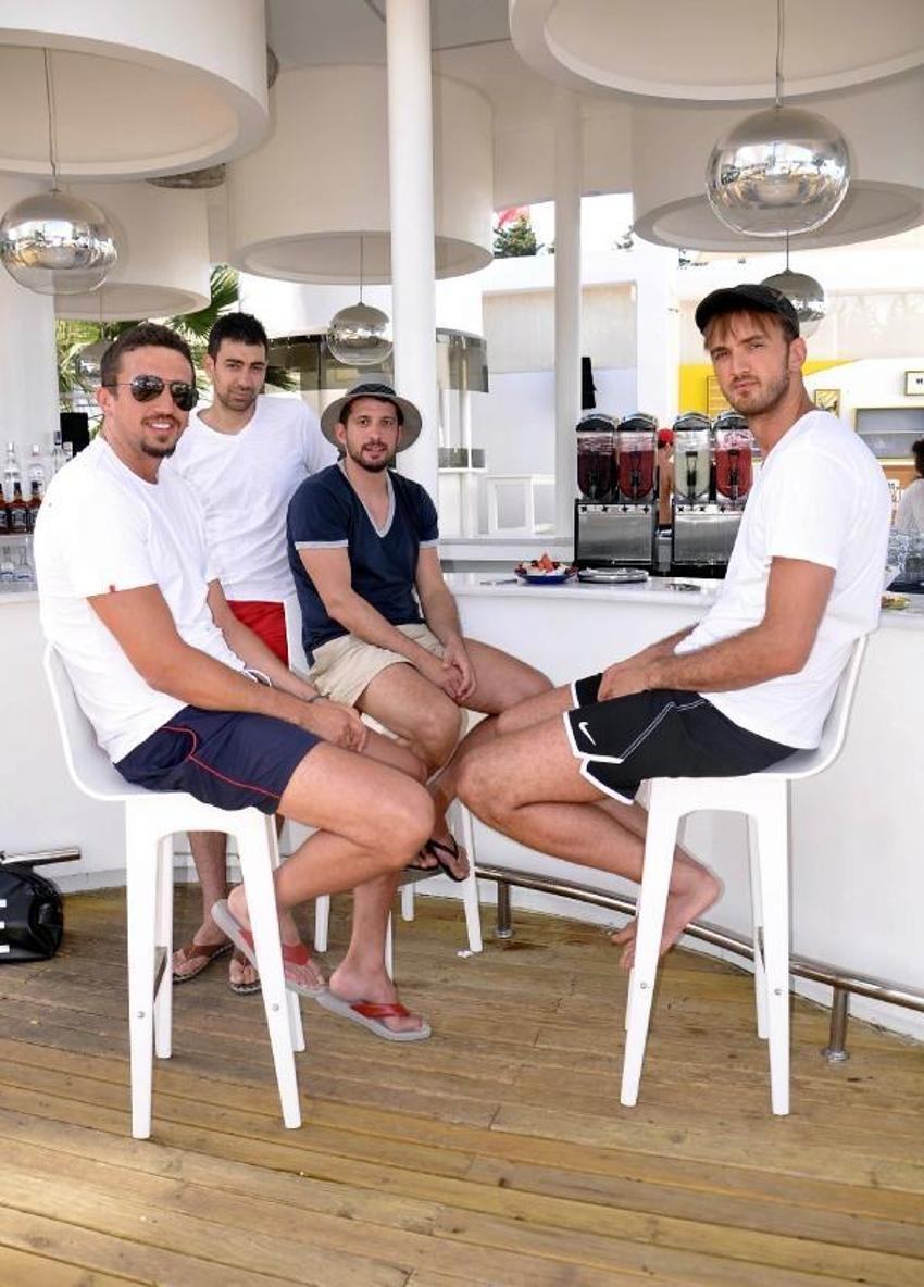 Kerem Tunçeri ile Eda Taşpınar aşk yaşıyor