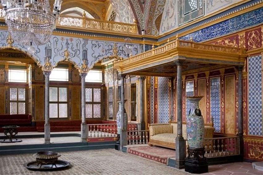 Topkapı Sarayı'ndaki Kutsal Emanetler