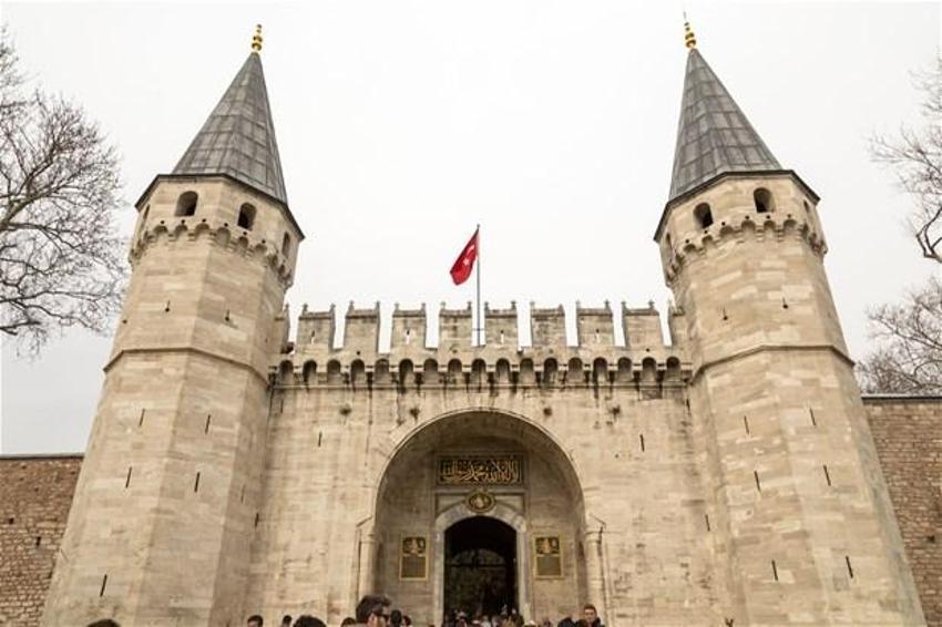 Topkapı Sarayı'ndaki Kutsal Emanetler
