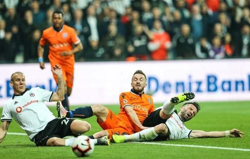 Kulübede Guti fırtınası!