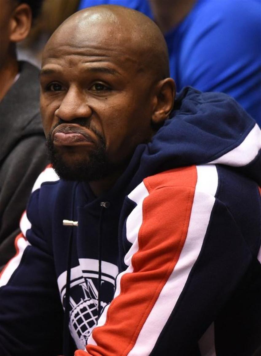 Floyd Mayweather bu sefer izleyici