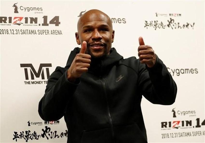 Floyd Mayweather bu sefer izleyici