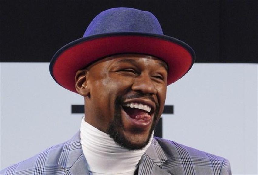 Floyd Mayweather bu sefer izleyici