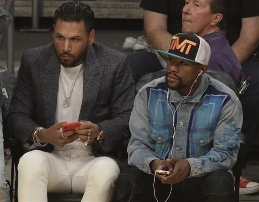 Floyd Mayweather bu sefer izleyici