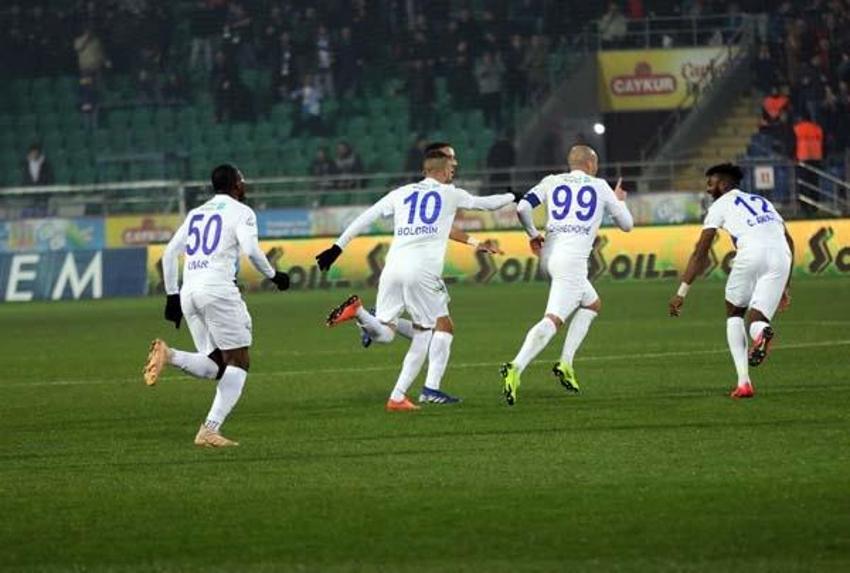 Aatif Chahechouhe pişman etti!
