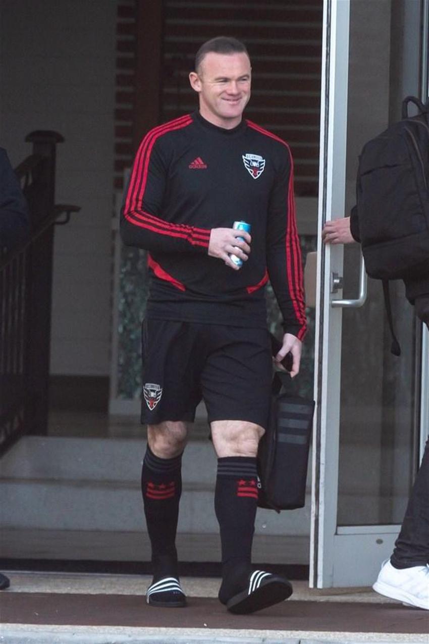 Wayne Rooney şimdi yandı