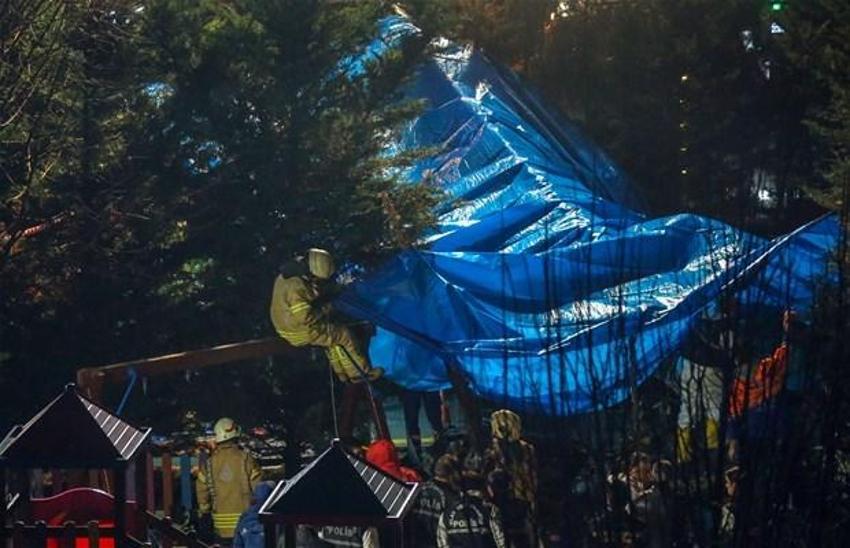 İstanbul Çekmeköy'de askeri helikopter düştü! 4 askerimiz şehit oldu