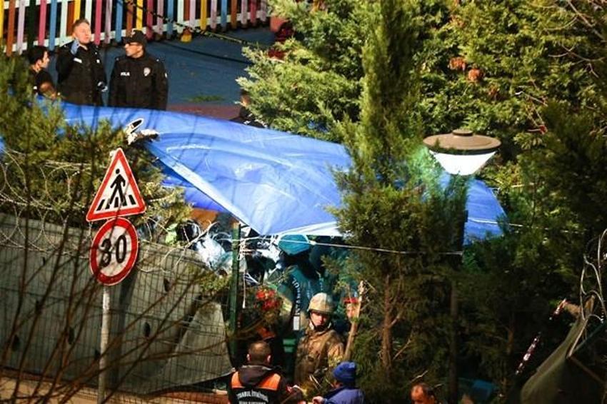 İstanbul Çekmeköy'de askeri helikopter düştü! 4 askerimiz şehit oldu
