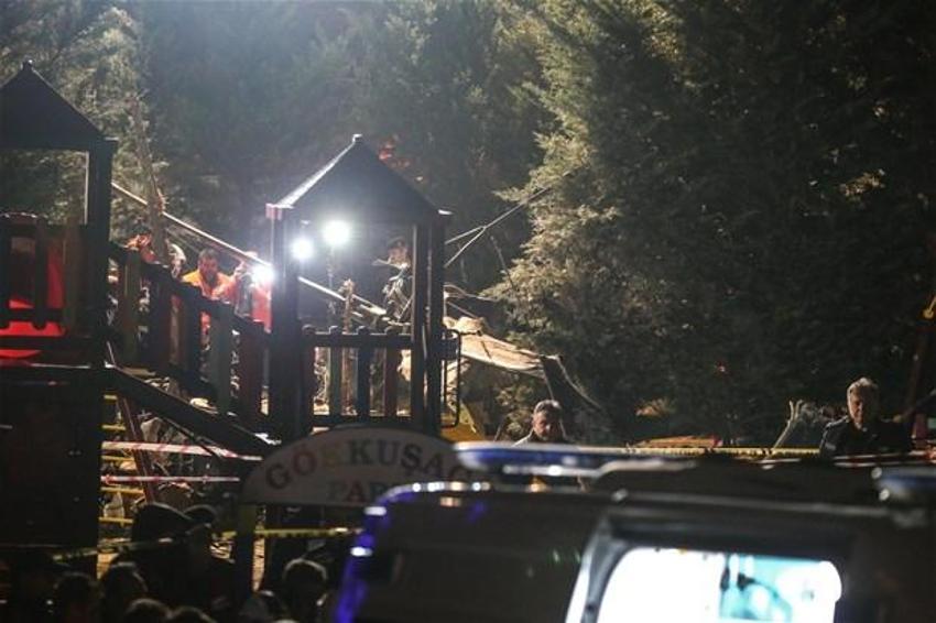 İstanbul Çekmeköy'de askeri helikopter düştü! 4 askerimiz şehit oldu