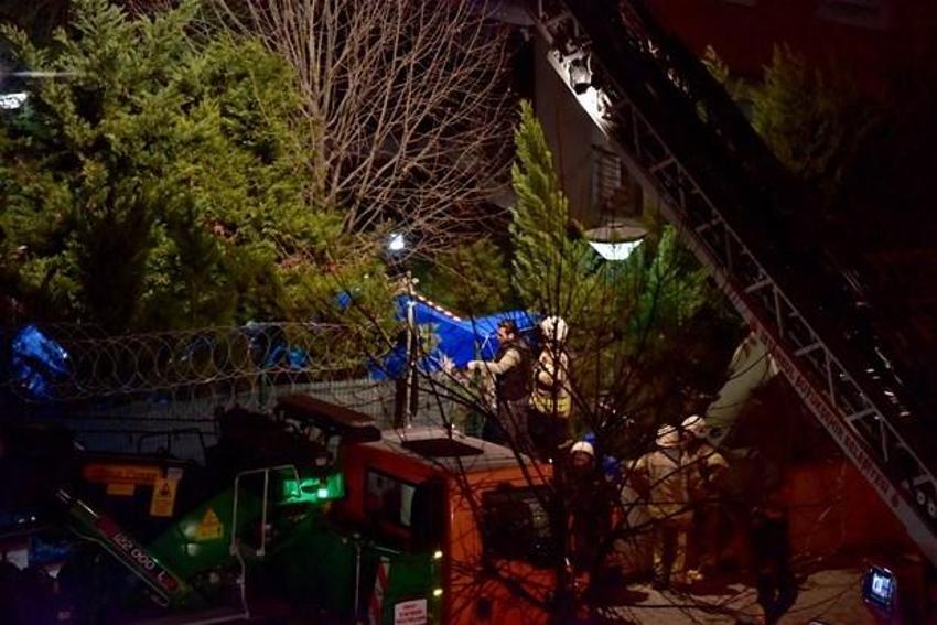 İstanbul Çekmeköy'de askeri helikopter düştü! 4 askerimiz şehit oldu