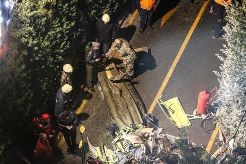 İstanbul Çekmeköy'de askeri helikopter düştü! 4 askerimiz şehit oldu